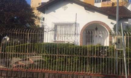 Casa para Venda - 200m², 4 dormitórios, 4 vagas - Glória