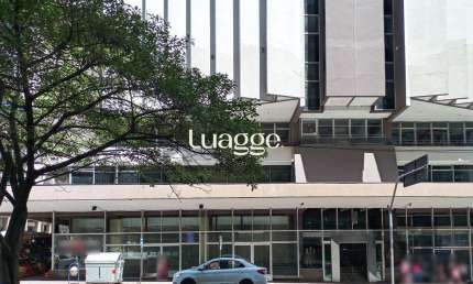 Ponto comercial para alugar na Avenida Borges de Medeiros, 745, Centro Histórico, Porto Alegre