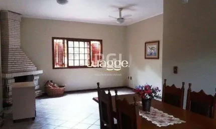 Casa para venda - 250m², 5 dormitórios, sendo 3 suites, 2 vagas - ipanema