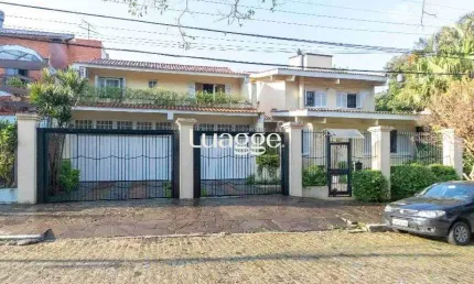 Casa para Venda - 420m², 5 dormitórios, sendo 2 suites, 6 vagas - Nonoai