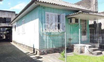 Casa para Venda - 500m², 3 dormitórios, 6 vagas - Tristeza