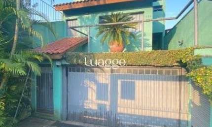 Casa para Venda - 301m², 4 dormitórios, sendo 1 suites, 2 vagas - Bom Jesus