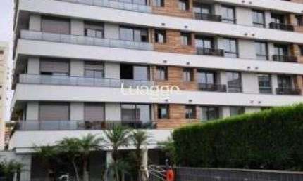 Studio em Porto Alegre, no bairro Tristeza, com 1 dormitório(s), e 1 banheiros, à venda.