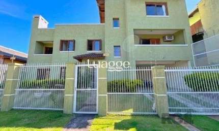 Casa com 4 quartos à venda na Rua Afonso Arinos, 405, Camaquã, Porto Alegre