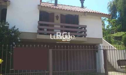 Casa para Venda - 251.01m², 3 dormitórios, sendo 2 suites, 3 vagas - Jardim Lindóia