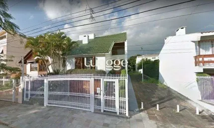 Casa para Venda - 380m², 3 dormitórios, sendo 1 suites, 5 vagas - Jardim Lindóia