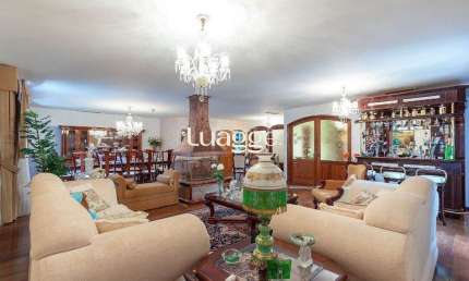 Casa para Venda - 725m², 4 dormitórios, sendo 1 suites, 4 vagas - Vila Assunção