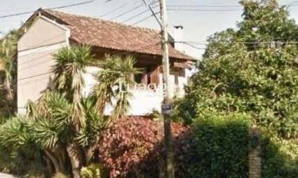 Casa para Venda - 350m², 3 dormitórios, sendo 1 suites, 6 vagas - Tristeza
