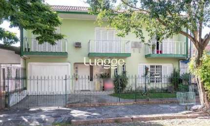 Casa para Venda - 280m², 3 dormitórios, sendo 1 suites, 2 vagas - Nonoai