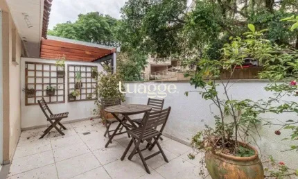 Casa Condominio para Venda - 220.25m², 3 dormitórios, sendo 3 suites, 2 vagas - Pedra Redonda
