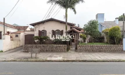 Casa para Venda - 380m², 3 dormitórios, sendo 1 suites, 3 vagas - Tristeza