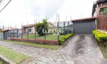 Casa para Venda - 280m², 4 dormitórios, sendo 1 suites, 3 vagas - Vila Assunção