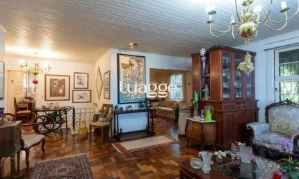 Casa para Venda - 192m², 4 dormitórios, sendo 3 suites, 4 vagas - Tristeza