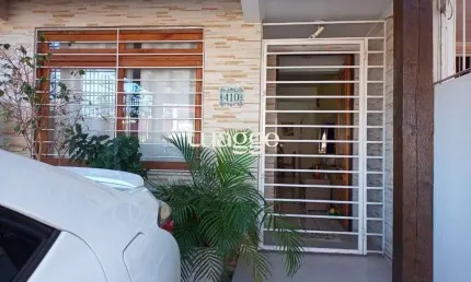 Casa para Venda - 131.92m², 2 dormitórios, sendo 2 suites, Guarujá