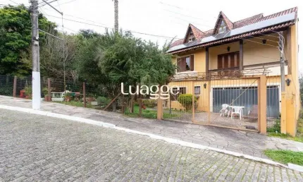 Casa Condominio para Venda - 386m², 3 dormitórios, sendo 2 suites, 2 vagas - Espirito Santo