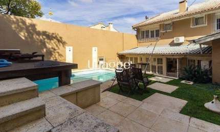 Casa para Venda - 465.84m², 4 dormitórios, sendo 3 suites, 4 vagas - Chácara das Pedras