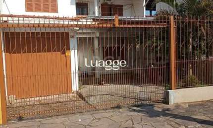 Casa para Venda - 180m², 3 dormitórios, sendo 1 suites, 2 vagas - Vila Nova