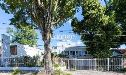 Casa com 3 quartos à venda na Rua Maracá, 129, Vila Assunção, Porto Alegre