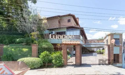 Casa em condomínio fechado para venda no bairro Jardim Isabel, com aproximadamente 197m² de área privativa,.