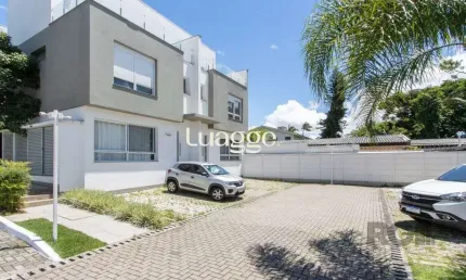 Casa em Condomínio, 197m², 3dormitórios, bairro Glória