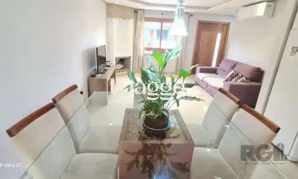 Casa para venda com 3 dormitórios, sendo 3 suítes e 2 vagas no residencial Jardins do Prado