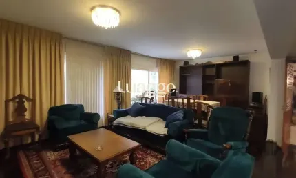 Apartamento com 3 quartos à venda na Rua Vinte e Quatro de Outubro, 621, Moinhos de Vento, Porto Alegre