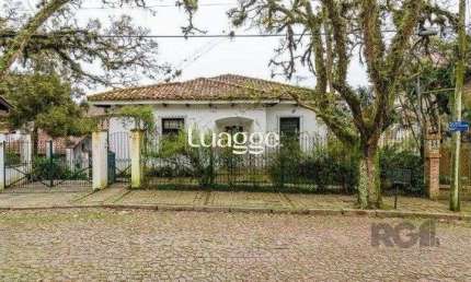 Casa com 3 dormitórios, 153 m² no bairro Vila Conceição, zona sul de Porto Alegre/RS.