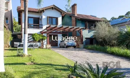 Casa em condomínio fechado com 4 quartos à venda na Avenida Juca Batista, 8083, Belém Novo, Porto Alegre