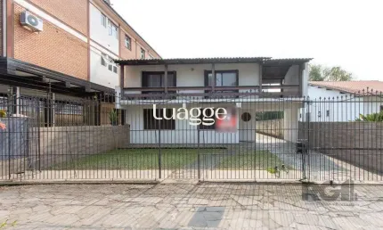 Casa com 7 quartos à venda na Rua Chico Pedro, 108, Camaquã, Porto Alegre