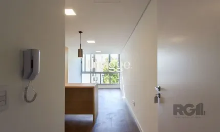 Apartamento em Porto Alegre no Bairro Petrópolis, de 1 quarto, semi mobiliado.