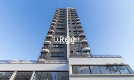 Loft com terraço privativo em L, possui 1 dormitório