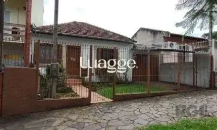 Casa com 3 quartos à venda na Avenida São Sebastião, 296, Nonoai, Porto Alegre