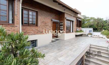 Casa para Venda - 440m², 3 dormitórios, sendo 1 suites, 2 vagas - Santa Tereza