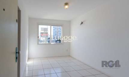 Apartamento com 2 quartos para alugar na Avenida Coronel Lucas de Oliveira, 2920, Petrópolis, Porto Alegre