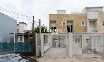 Casa com 2 quartos à venda na Rua Bertha Leonora Mückler, 135, Vila Nova, Porto Alegre