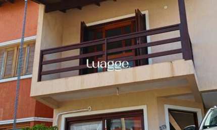 Casa aconchegante com 3 dormitórios, piscina e lareira