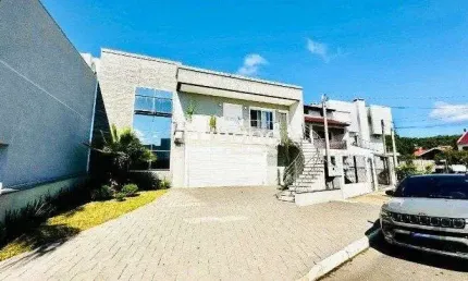 Casa com 3 quartos à venda na Rua Mata Atlântica, 40, Mário Quintana, Porto Alegre