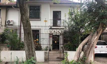 Casa para Venda - 336m², 4 dormitórios, sendo 1 suites, 2 vagas - Azenha