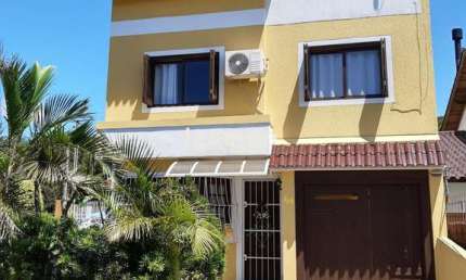 Casa com 3 quartos à venda na Rua Helio Felix Frey, 195, Espírito Santo, Porto Alegre