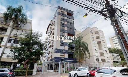 Apartamento de 3 quartos, suíte e 2 vagas de garagem no bairro Santana em POA
