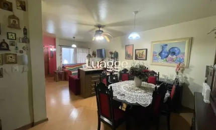 Apartamento 3 dormitórios com suíte e vaga de garagem no bairro Floresta em Porto Alegre
