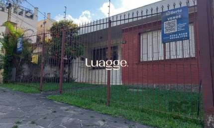 Casa com 3 quartos à venda na Rua Doutor Ernesto Ludwig, 340, Chácara das Pedras, Porto Alegre