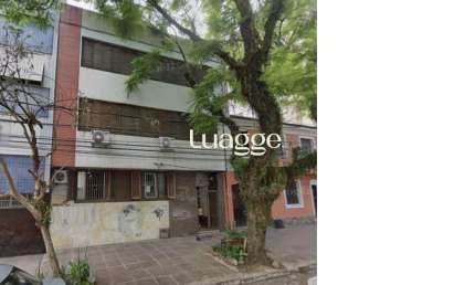 Cobertura no bairro Farroupilha / Bom Fim de 4 dormitórios com pátio
