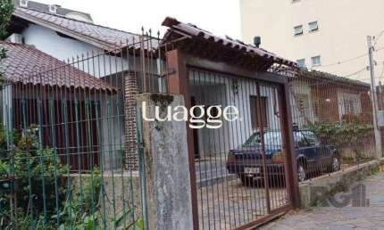 Casa com 3 quartos à venda na Rua Veríssimo Rosa, 776, Jardim Botânico, Porto Alegre