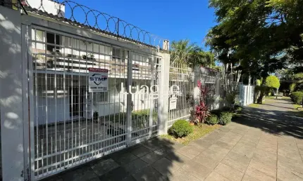 Casa para Venda - 325,72m², 4 dormitórios, sendo 1suites, 4 vagas - Jardim Isabel