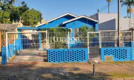 Casa com 3 quartos à venda na Rua Tamandaré, 289, Camaquã, Porto Alegre