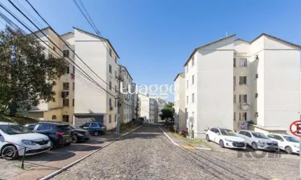 Apartamento semimobiliado com 2 dormitórios, banheiro social e 1vaga rotativa