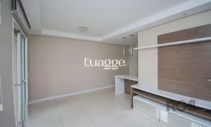 Apartamento com 3 dormitórios, 1 vaga escriturada e pátio privativo no Bairro Humaitá