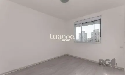 Apartamento com 2 quartos à venda na Rua Waldemar Pinheiro Cantergi, 147, Sarandi, Porto Alegre