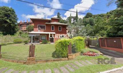 Casa condomínio | 4 quartos | 1 suíte | 2 vagas | Gramado - RS